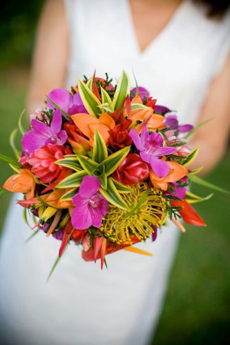 tropical wedding flowers